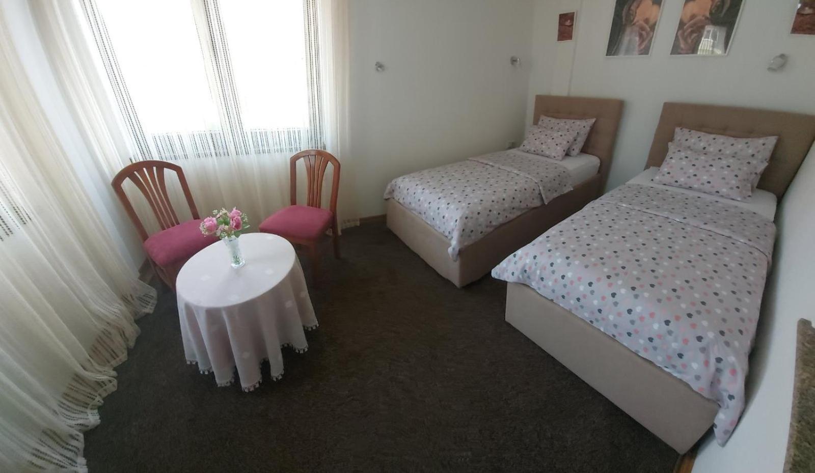 Bed & Breakfast Sjaj SJJ Chambre photo